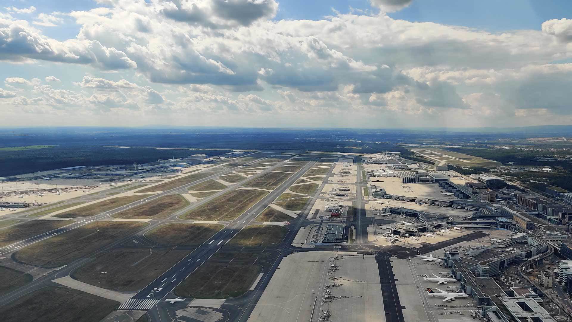 Flughafen Frankfurt Vogelperspektive