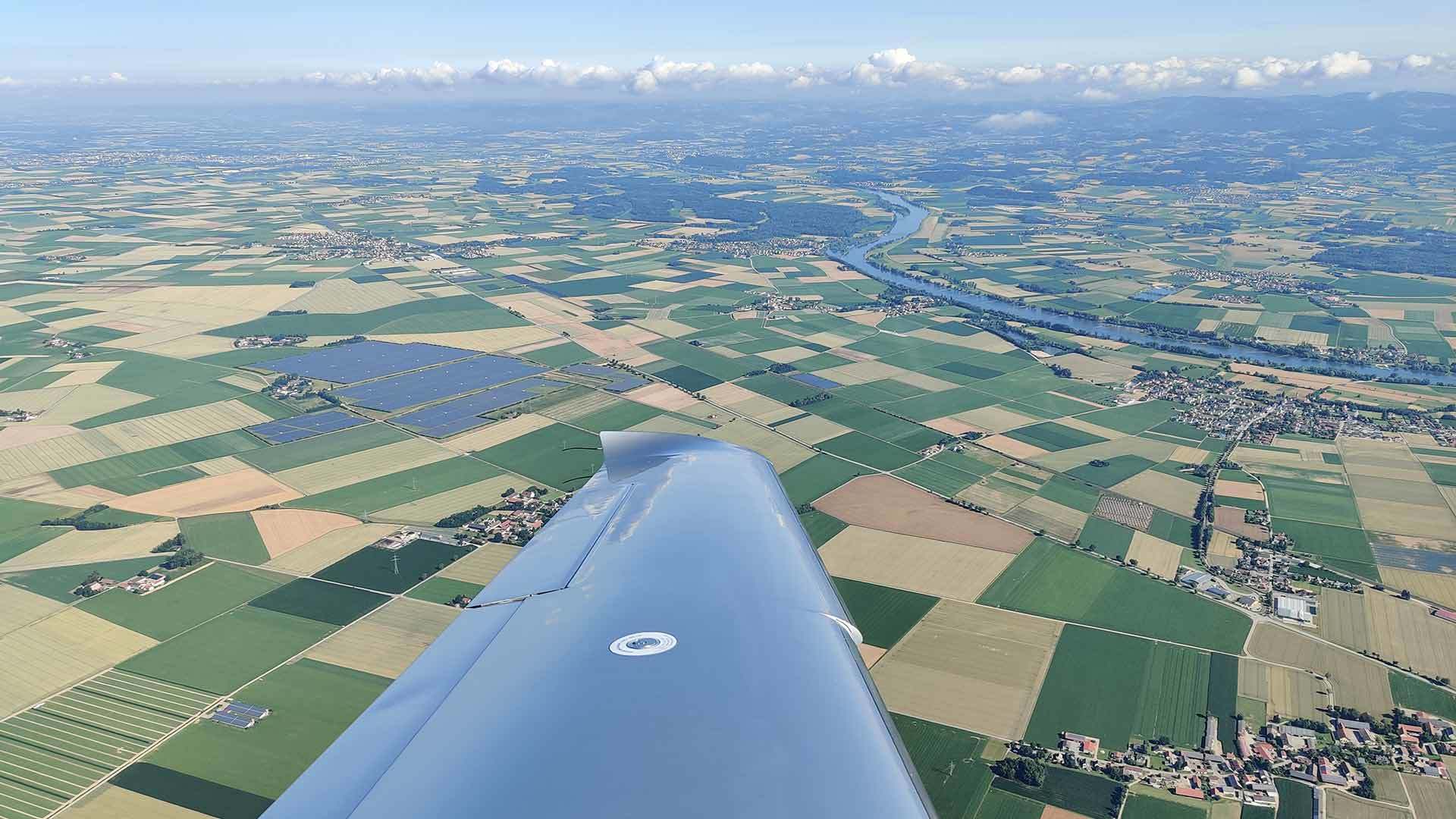 Landschaftsaufnahme aus dem Flugzeug