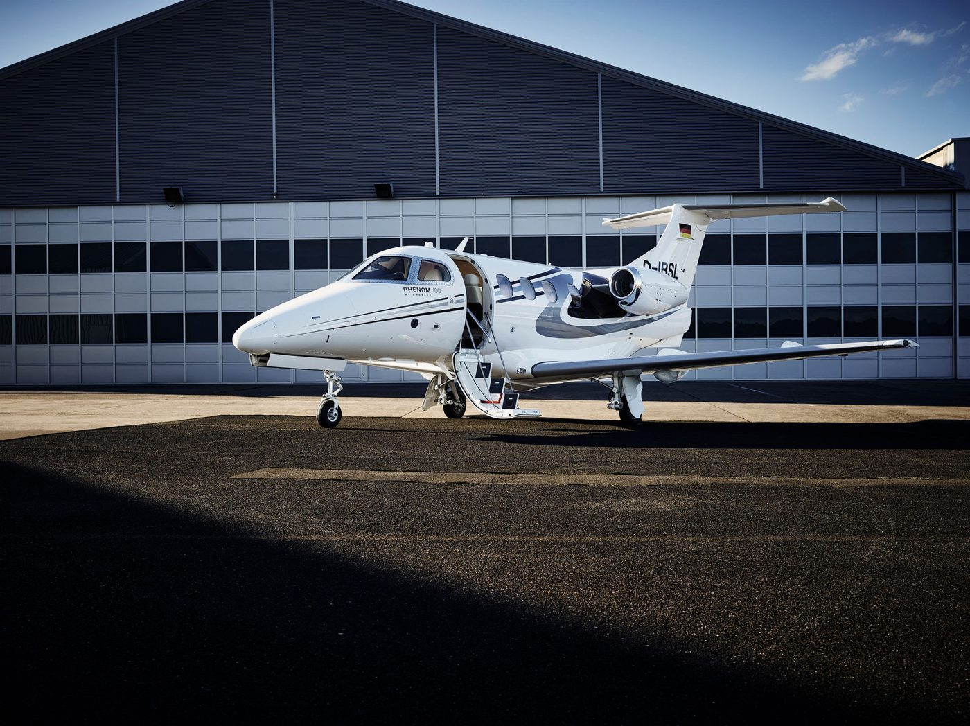 Embraer Phenom 100 D-IBSL am Flugplatz Egelsbach