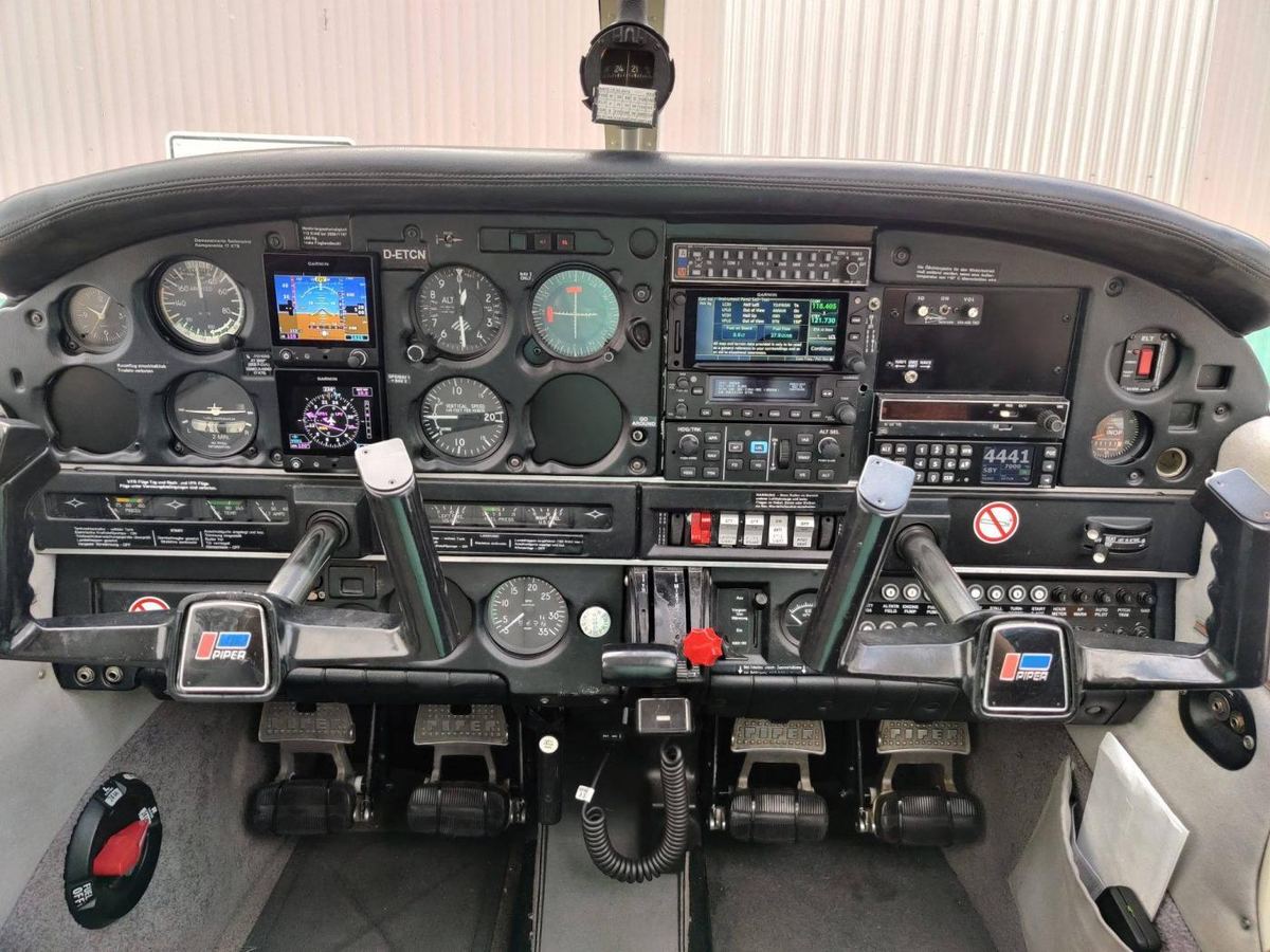 Piper Archer D-ETCN Cockpit