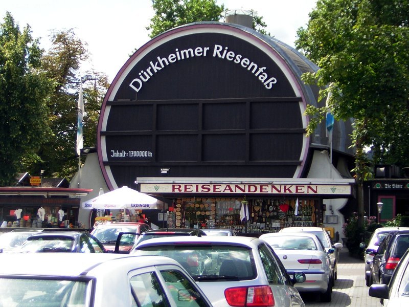 Dürkheimer Riesenfass — das größte Weinfass der Welt